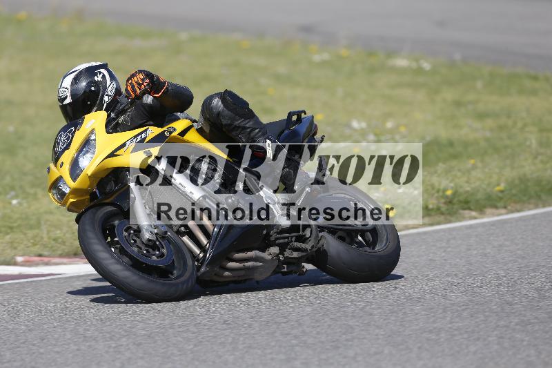 /10 20.04.2026  Pluess Moto Sport ADR/Freies Fahren/88